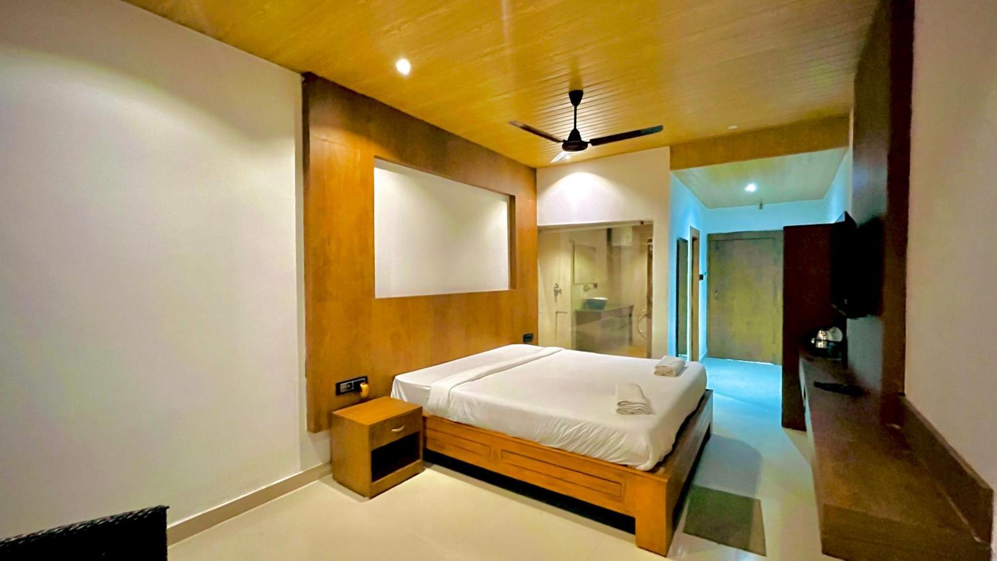 Eco Village *