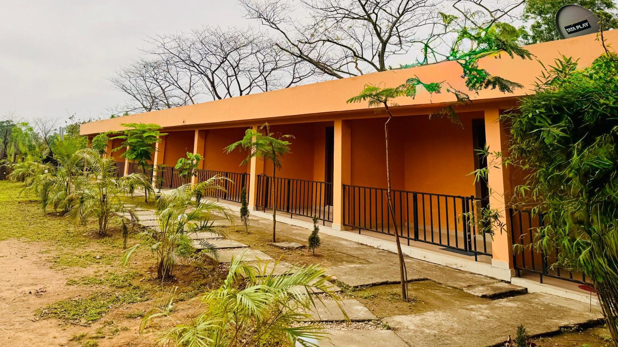 सहारा Eco Village