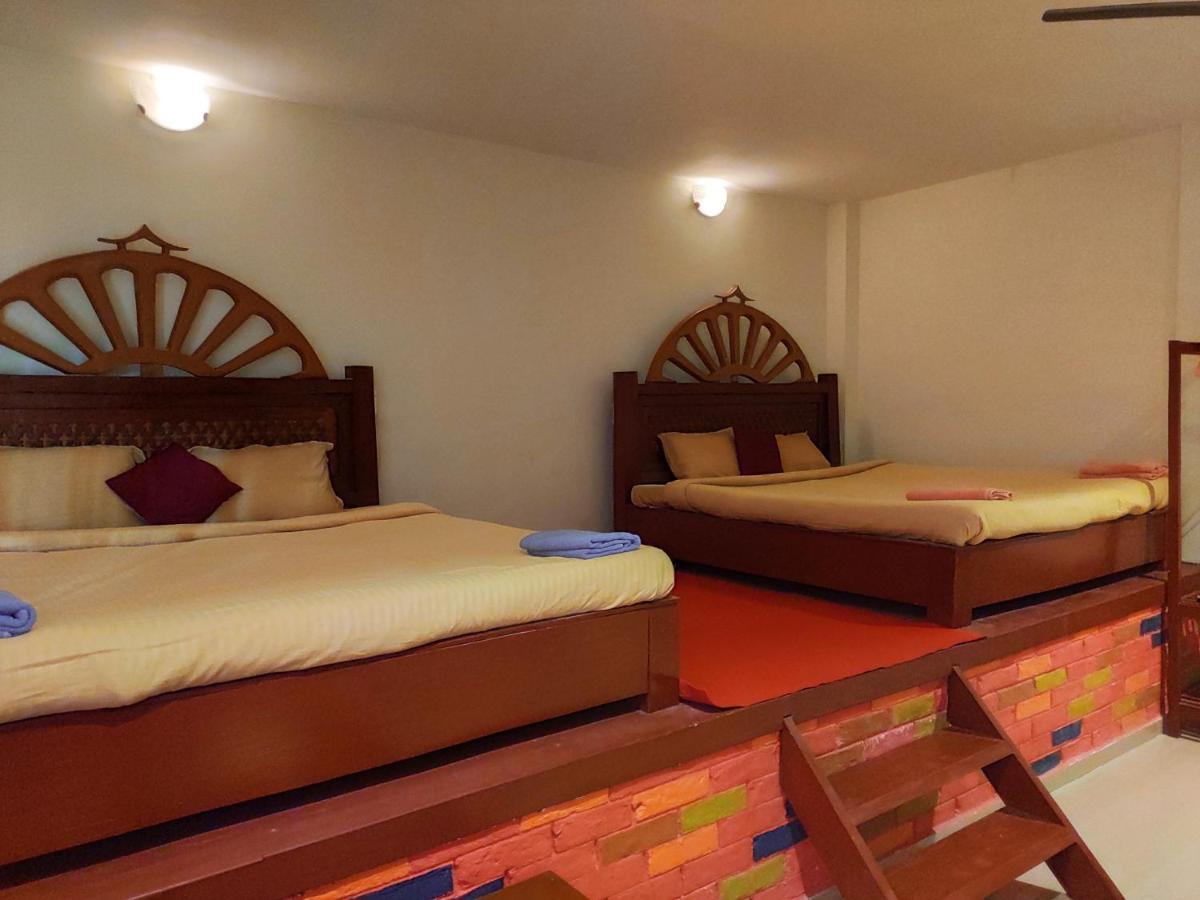 Resort Eco Village Kaziranga